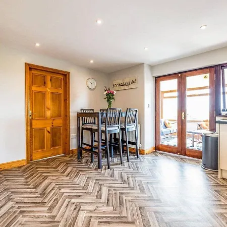 Feriehus New House Cottage *